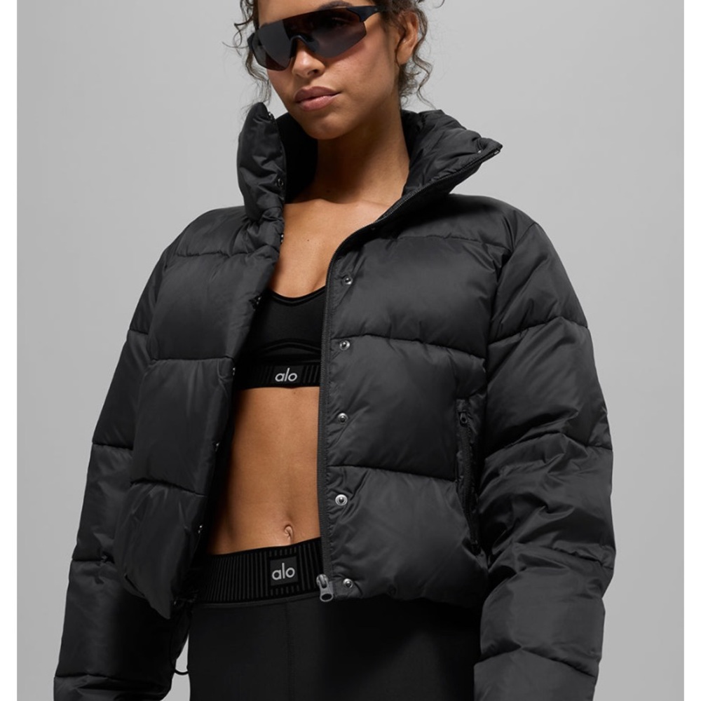 ALO Yoga Women's Midnight Black Puffer Jacket